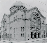 Temple Sherith Israel still stands in its 1800s location in San Francisco (Photo courtesy of Judah L. Magnes Museum)